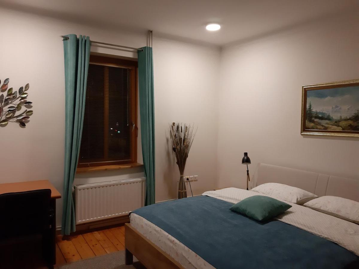 Triglav Apartment House Kranj Luaran gambar